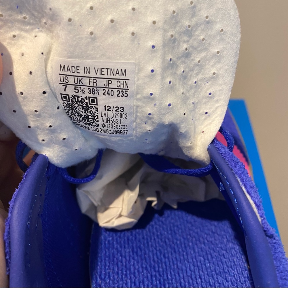 Nib Adidas Gazelle Indoor Sneakers - image 7